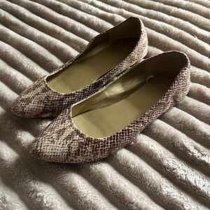 GAP Brown Snakeskin Ballet Flats
